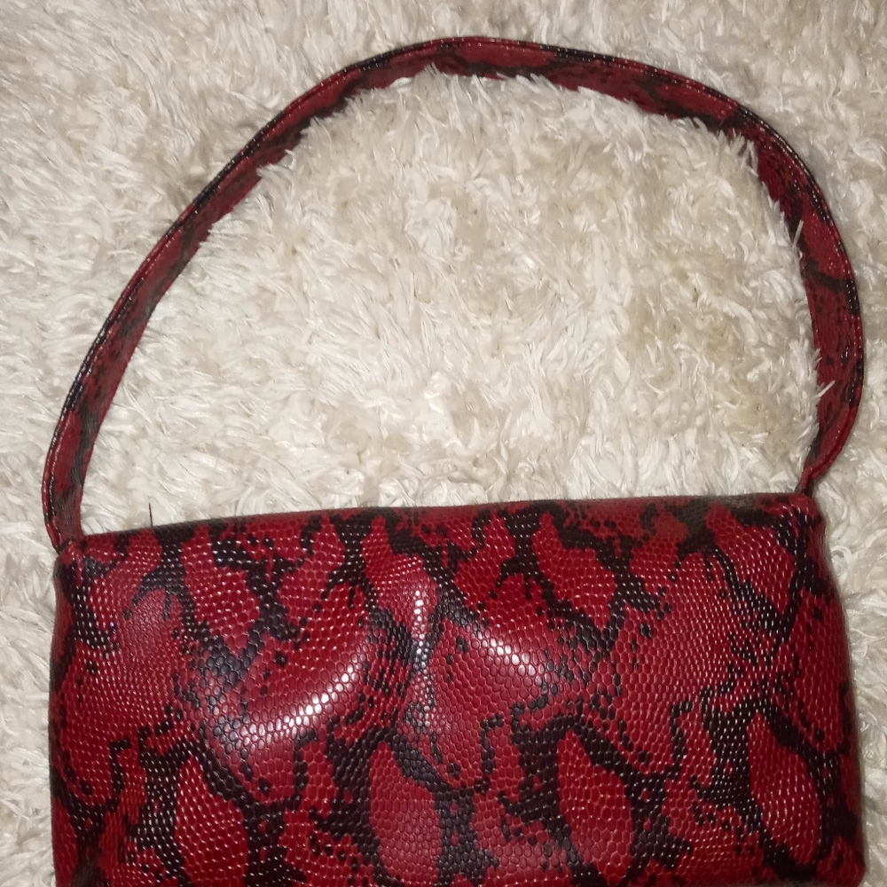 Red Snakeskin bag - Picture 2 of 3
